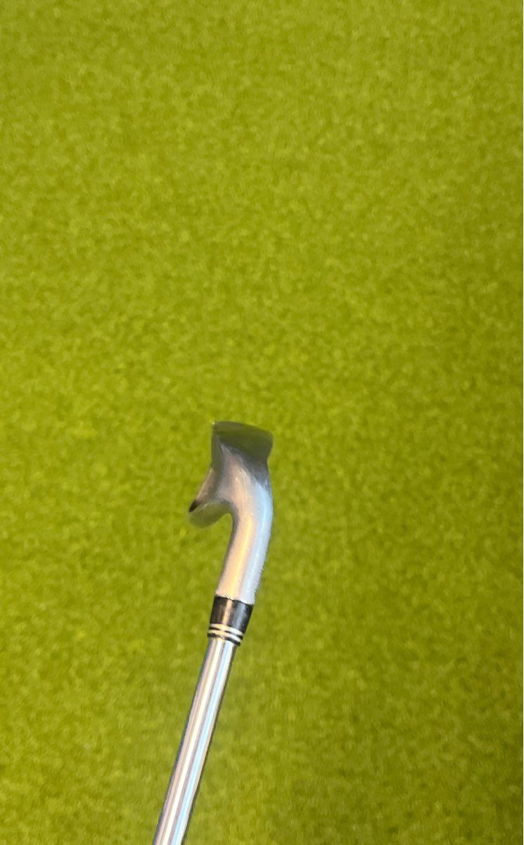 SZ 4 Iron Right Handed ACCRA Stock Stiff Fair