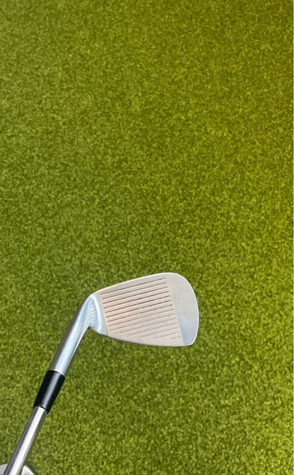 Mizunio ZOID PRO 3-PW Right Handed Dynamic Gold Stiff Good