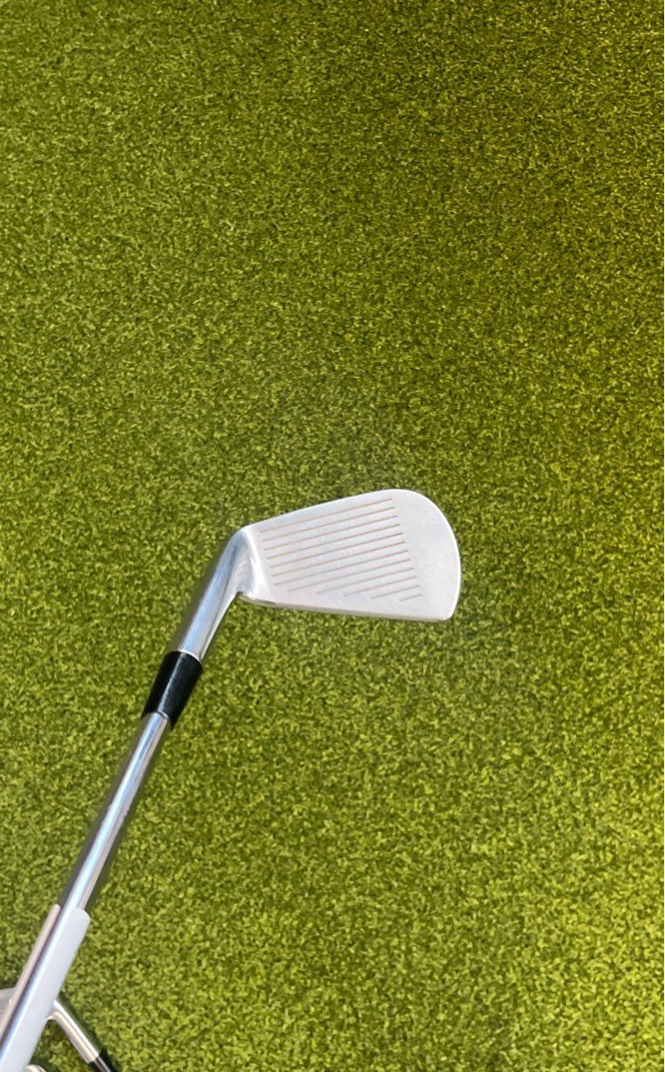 Mizunio ZOID PRO 3-PW Right Handed Dynamic Gold Stiff Good