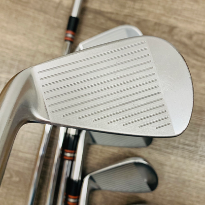 Z785 Iron Set 4-P / NS Pro Modus3 Steel, X Stiff