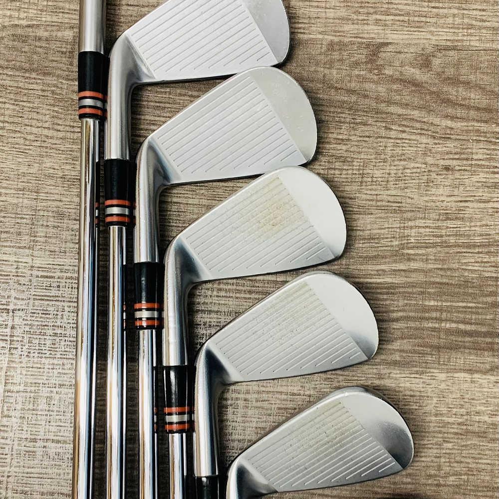 Z785 Iron Set 4-P / NS Pro Modus3 Steel, X Stiff