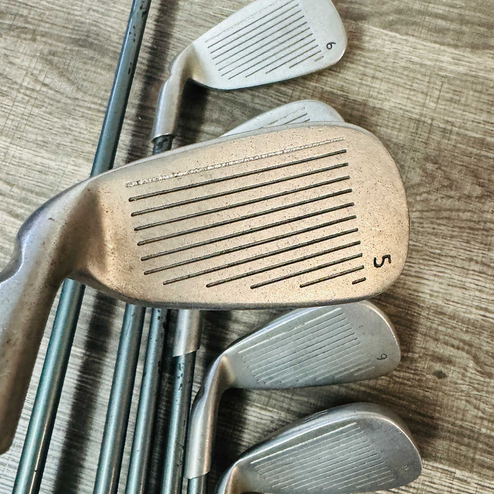 G5 Iron Set 4-P / Graphite, Regular