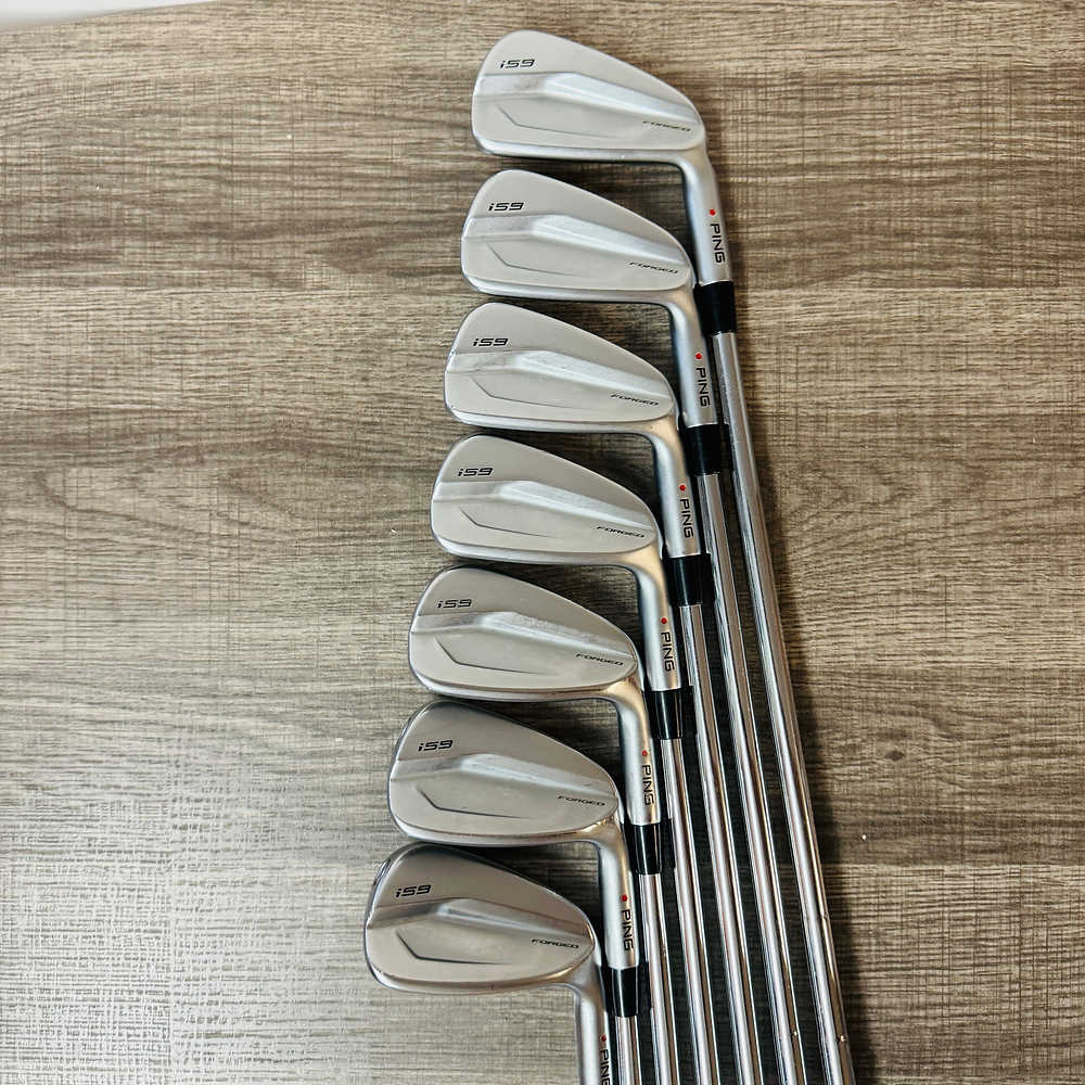 i59 Iron Set 4-P / Dynamic Gold Steel, Stiff