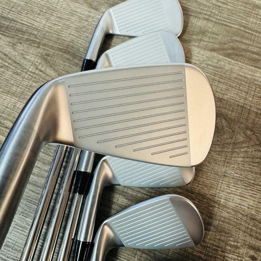 JPX 923 Tour Iron Set 5-G / Project X LZ 120 Steel, Stiff