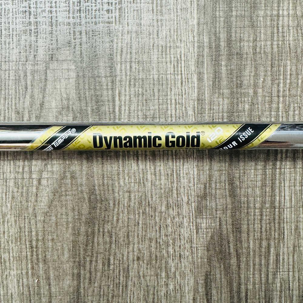 ZX7 MK II Iron Set 4-P / Dynamic Gold Tour Issue Steel, Stiff
