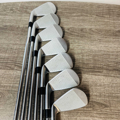 ZX7 MK II Iron Set 4-P / Dynamic Gold Tour Issue Steel, Stiff