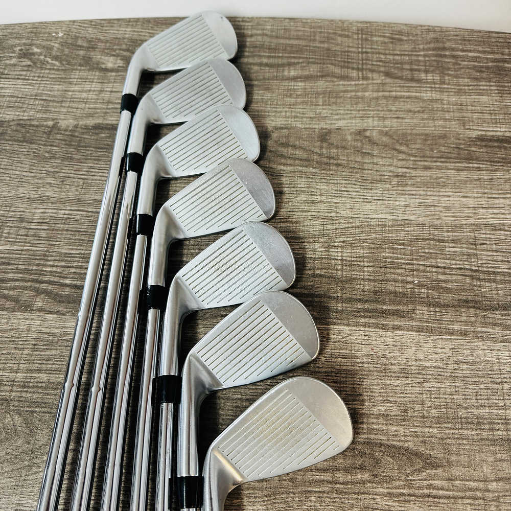 T100S Iron Set 4-P / Dynamic Gold Steel, X Stiff