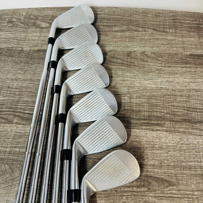 T100S Iron Set 4-P / Dynamic Gold Steel, X Stiff
