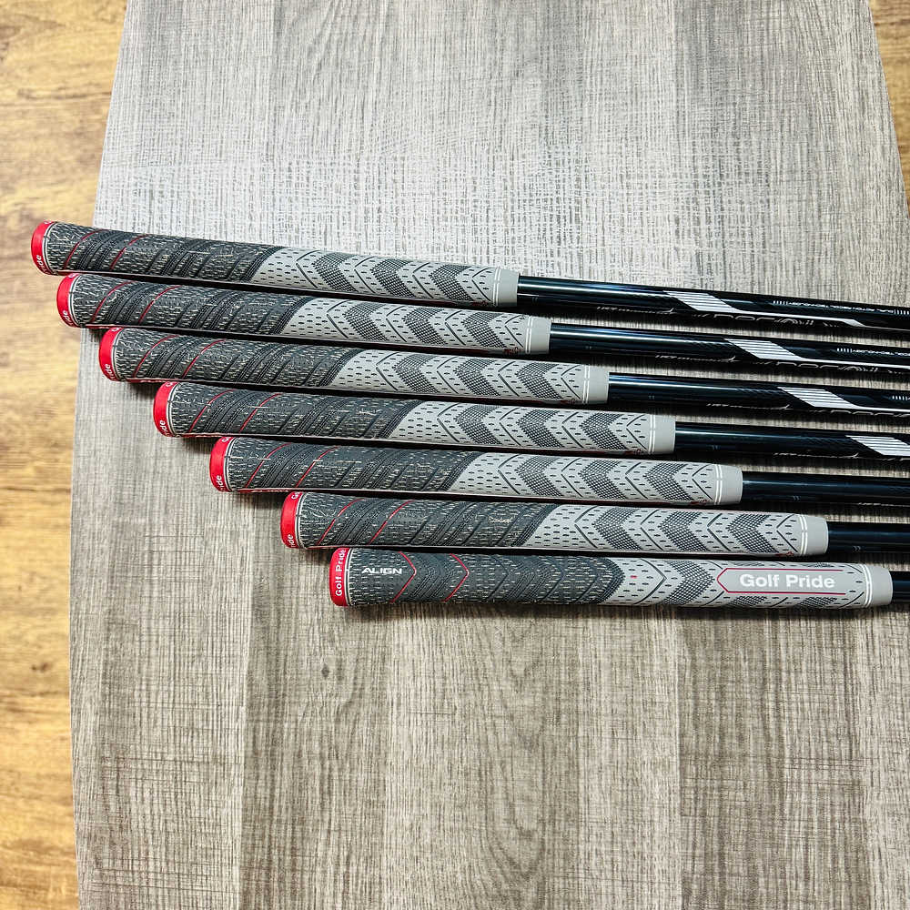 Rogue ST Max Iron Set 5-A / Recoil Graphite, Stiff