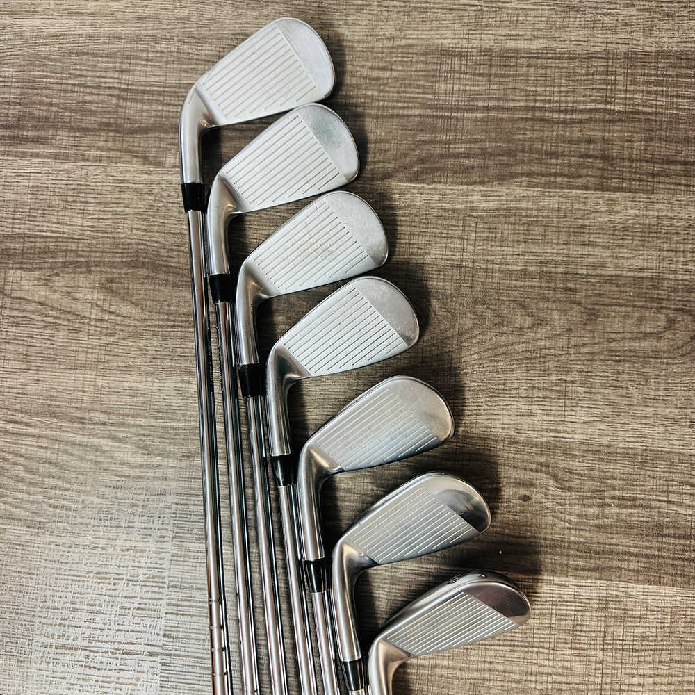 718 AP3 Iron Set 5-GW / AMT Black Steel, Stiff