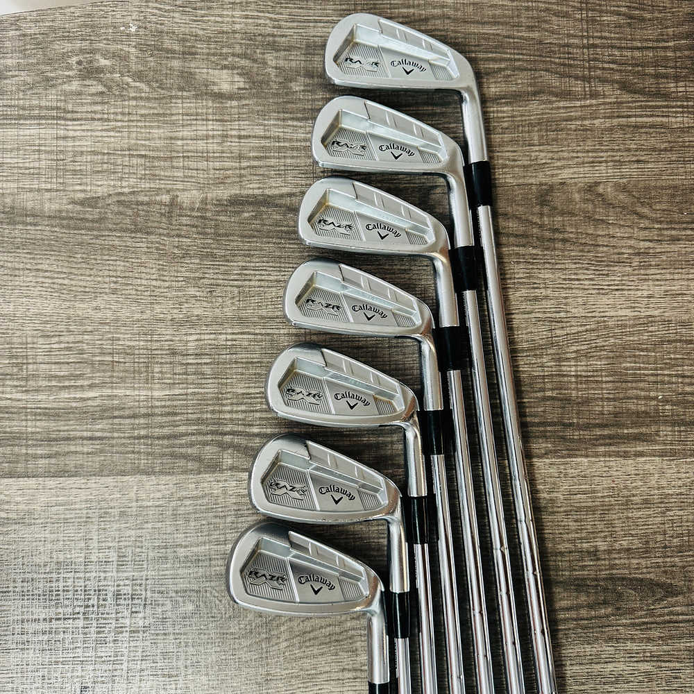 Razr X Forged Iron Set 4-P / Dynamic Gold Steel, Stiff