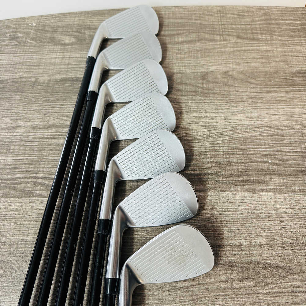 P7MB Iron Set 4-P / Mitsubishi MMT Graphite, Stiff