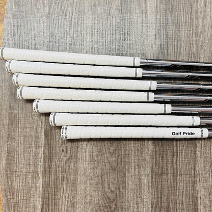 2024 Apex Pro Iron Set 4-P / Dynamic Gold Mid Steel, Stiff