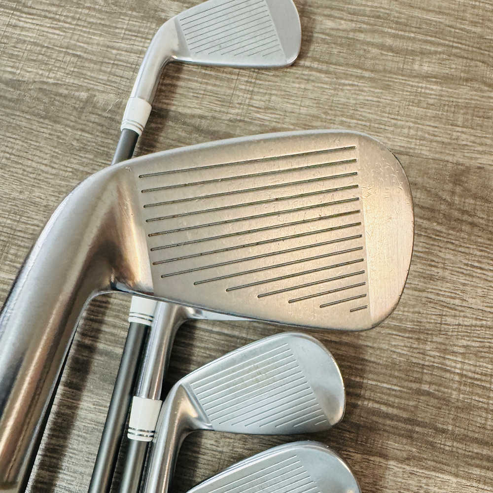 King Forged CB Iron Set 4-P / Catalyst Graphite, Stiff