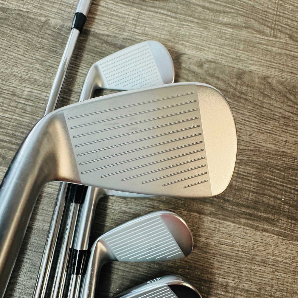 JPX 923 Tour Iron Set 5-G / NS Pro Modus3 Steel, Stiff