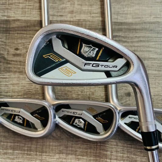 Staff FG Tour F5 Iron Set 4-G / Dynamic Gold Steel, Stiff