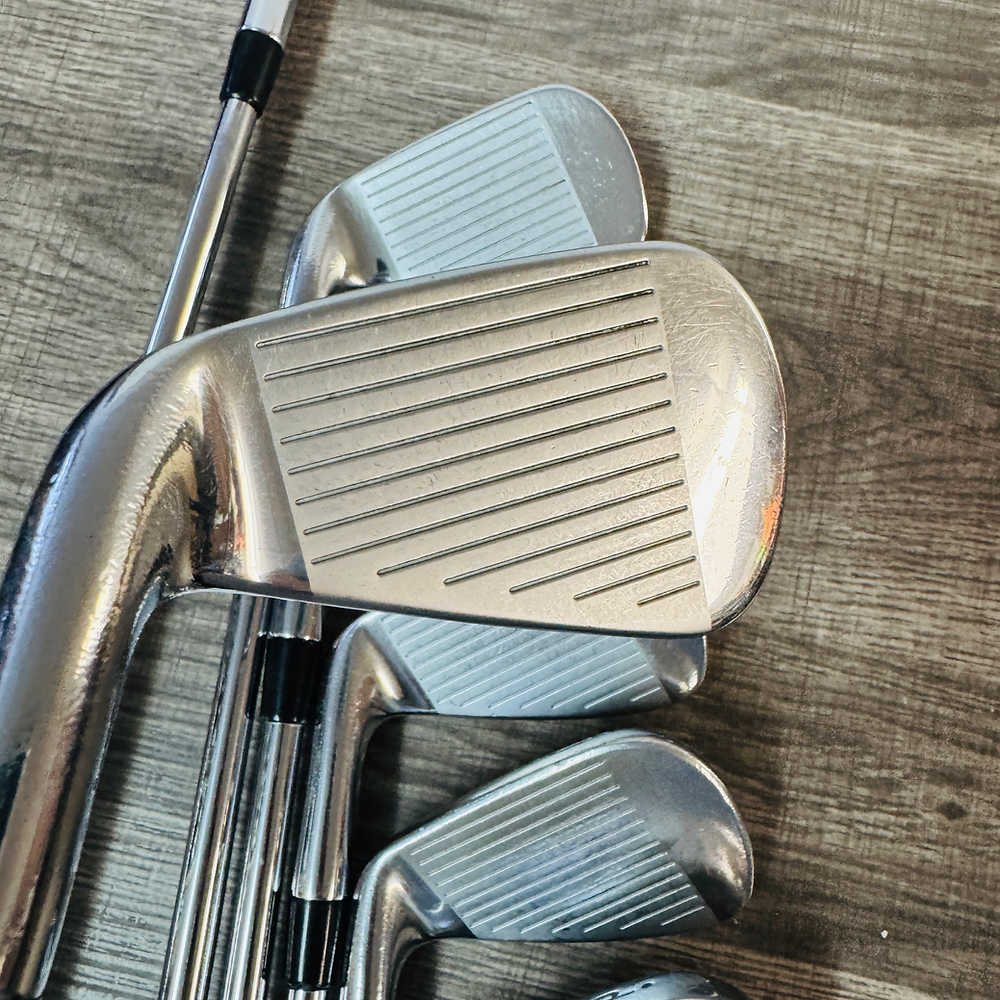 Apex Pro 19 Iron Set 4-P / NS Pro Modus3 120 Steel, Stiff