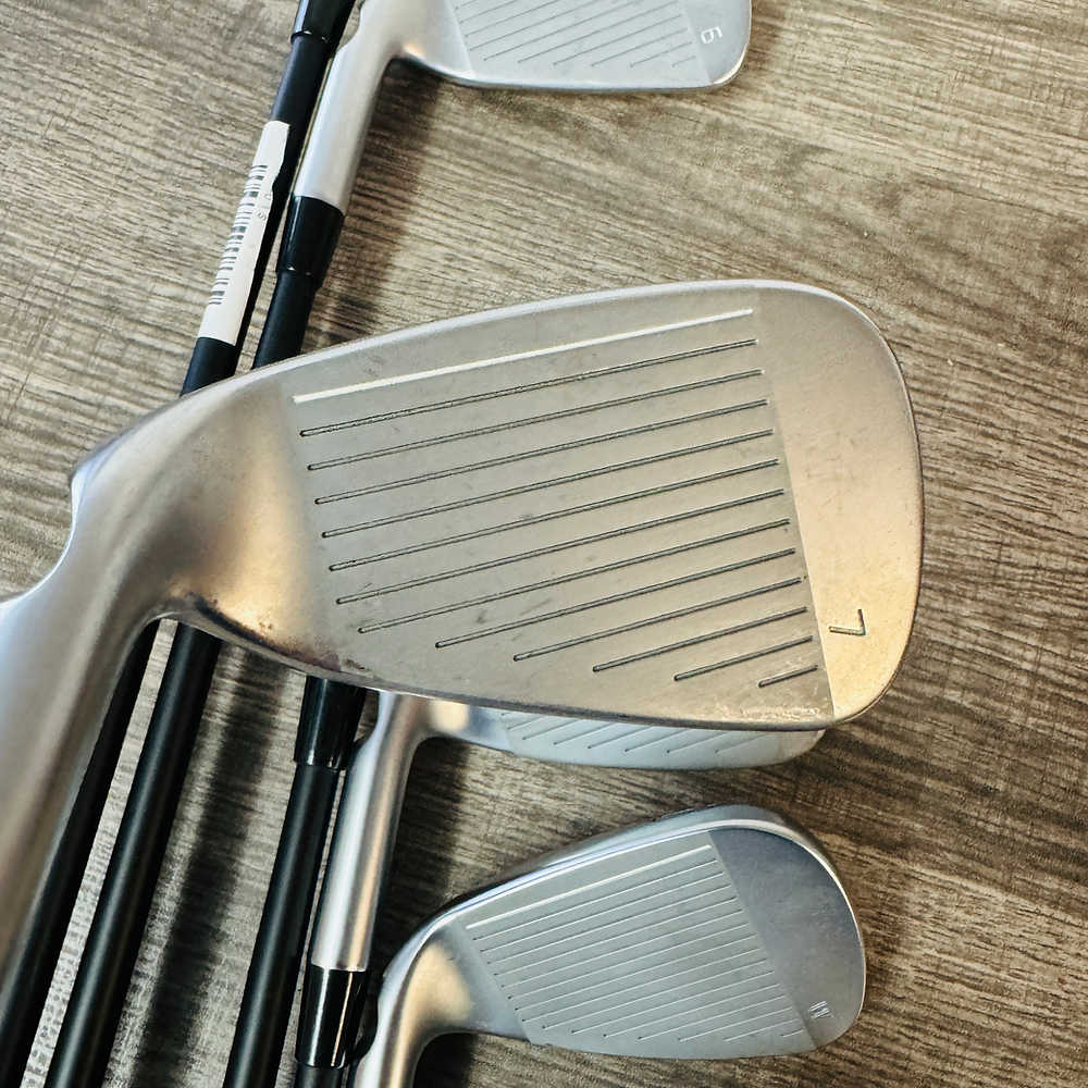 G730 Iron Set 5-U / Alta CB Graphite, Regular