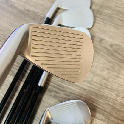 P7MB Iron Set 4-P / Mitsubishi MMT Graphite, Stiff