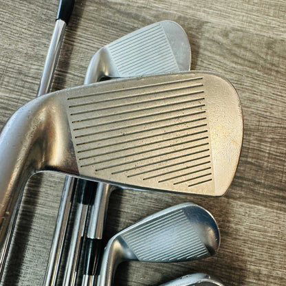 Razr X Forged Iron Set 4-P / Dynamic Gold Steel, Stiff