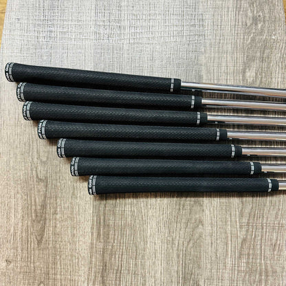 T100 2021 Iron Set 4-P / Dynamic Gold Steel, Stiff