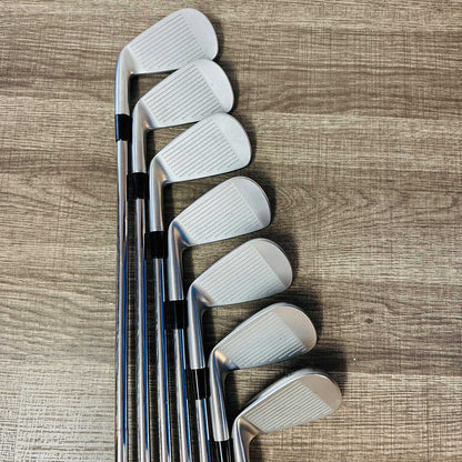 +1/2" 2024 P7CB Iron Set 4-P / NS Pro 950 GH 100 Steel, Stiff