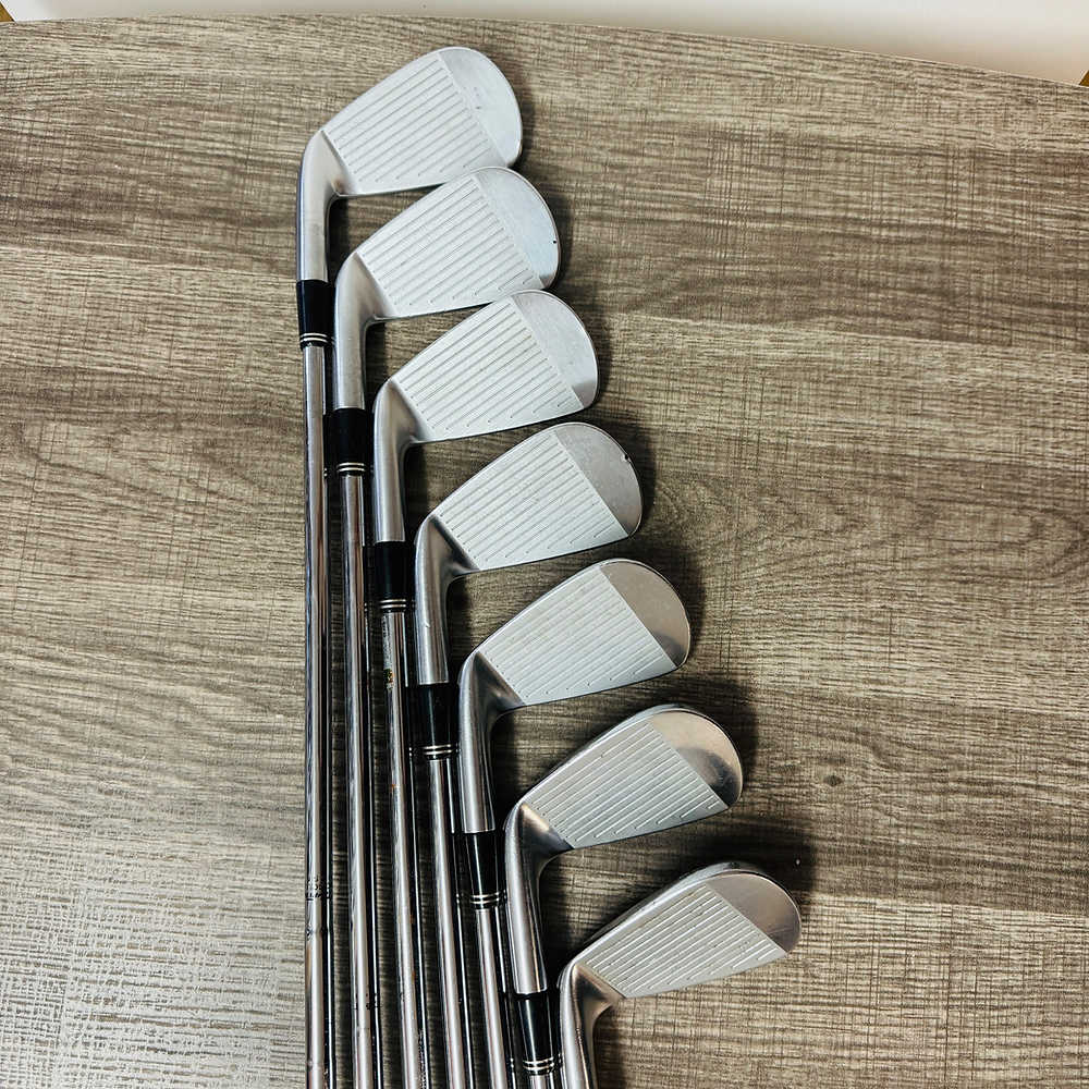 Z965 Iron Set 4-P / Dynamic Gold 130 Steel, Stiff