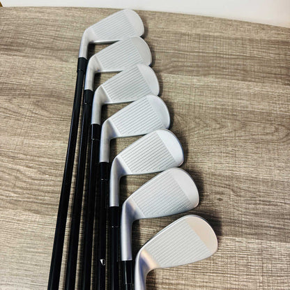 2023 P790 Iron Set 4-P / Mitsubishi MMT 65 Graphite, Regular