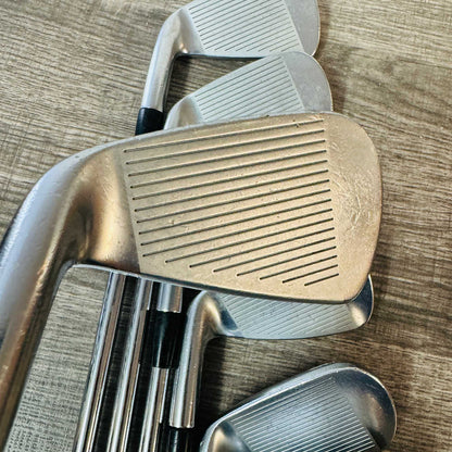 Razr X Forged Iron Set 4-P / Dynamic Gold Steel, Stiff