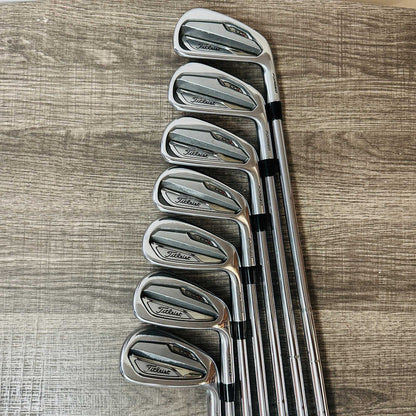 T100S Iron Set 4-P / Dynamic Gold Steel, X Stiff