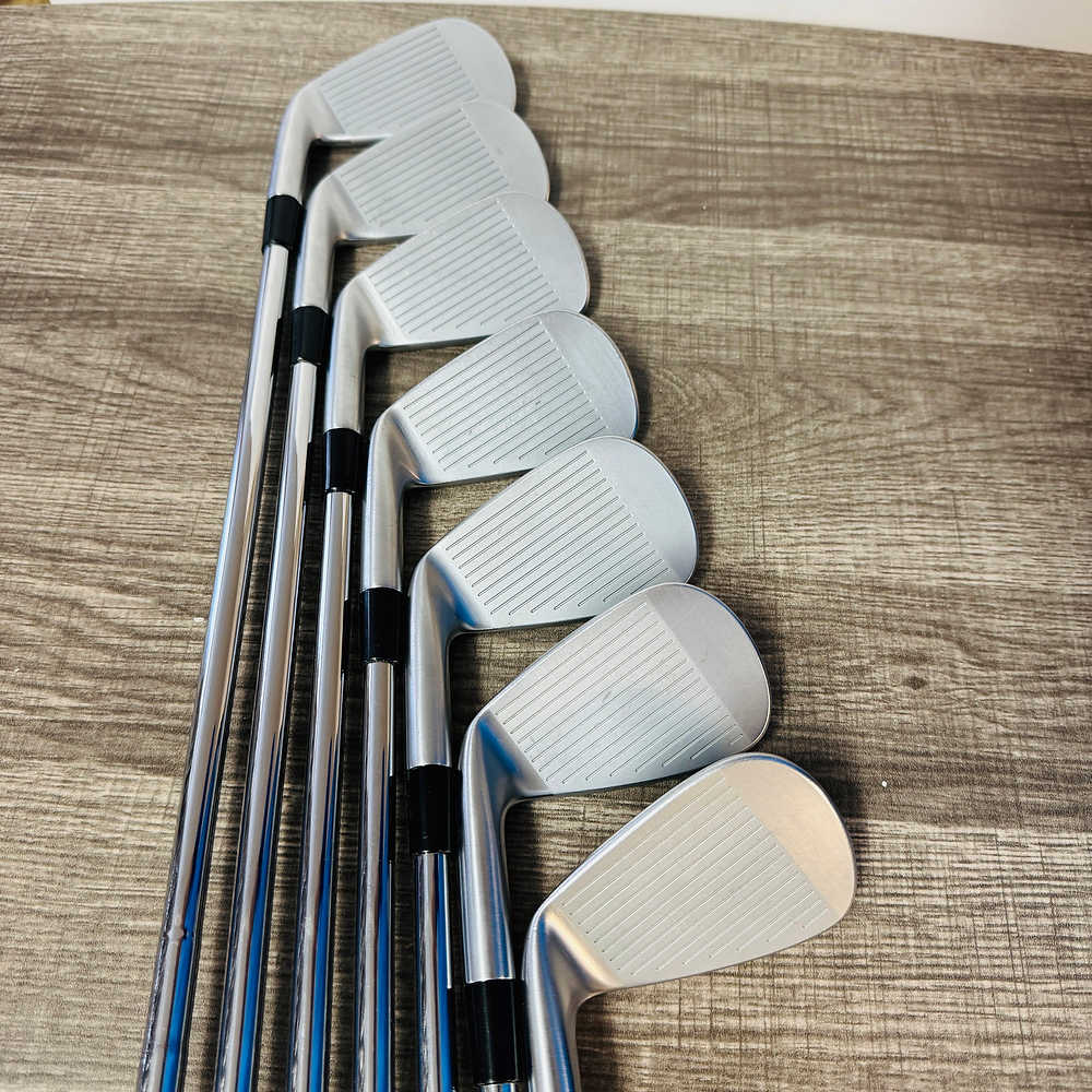 +1/2" 2024 P7CB Iron Set 4-P / NS Pro 950 GH 100 Steel, Stiff