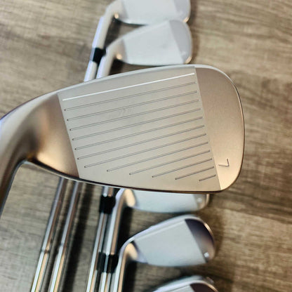 G730 Iron Set 5-U / Dynamic Gold Mid Steel, Stiff