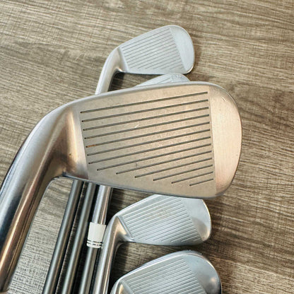 King Forged CB Iron Set 4-P / Catalyst Graphite, Stiff