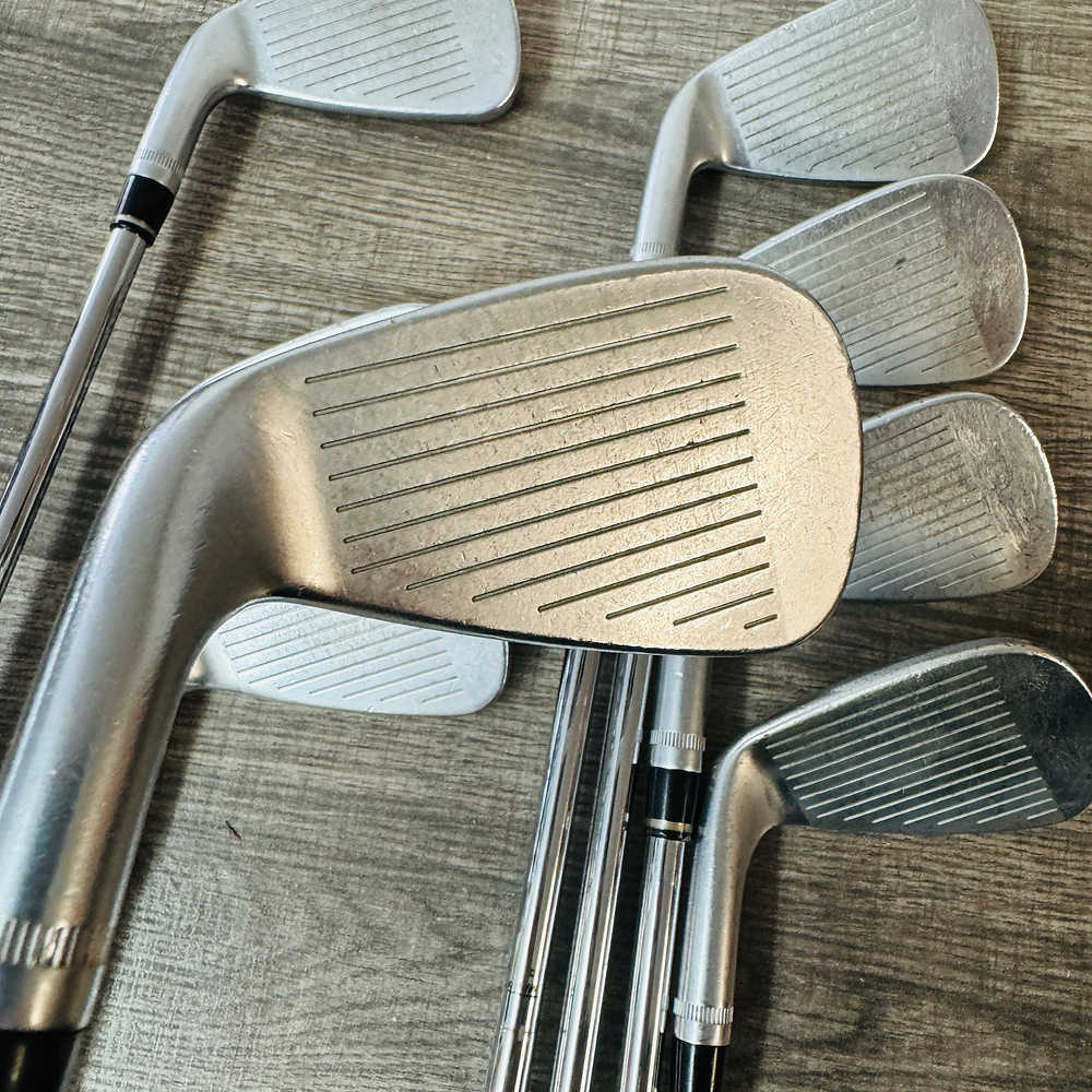 Staff FG Tour F5 Iron Set 4-G / Dynamic Gold Steel, Stiff