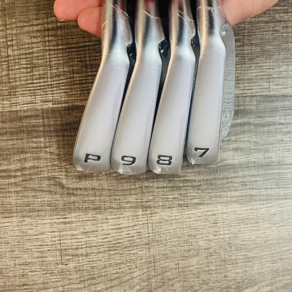 Bettinardi MB 24 Iron Heads 4-P