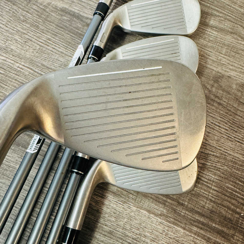 Stealth HD Iron Set 5-A / Speeder NX Graphite, Regular