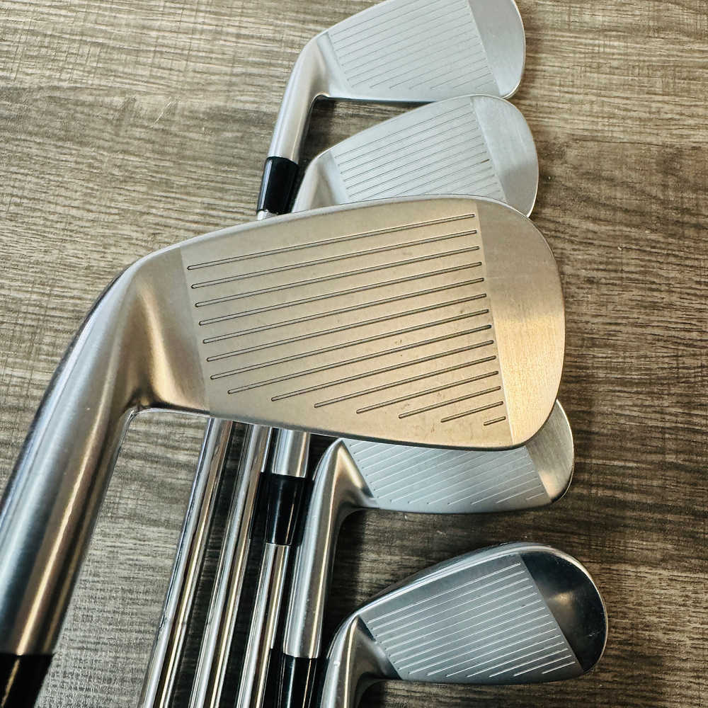King CB/ Forged Tec 2022 Iron Set 4-P / KBS Steel, X Stiff