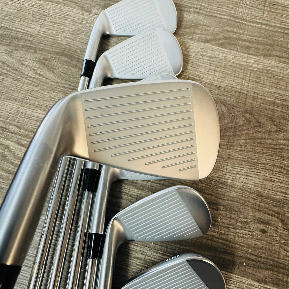 JPX 923 Tour Iron Set 5-G / KBS Tour 120 Steel, Stiff