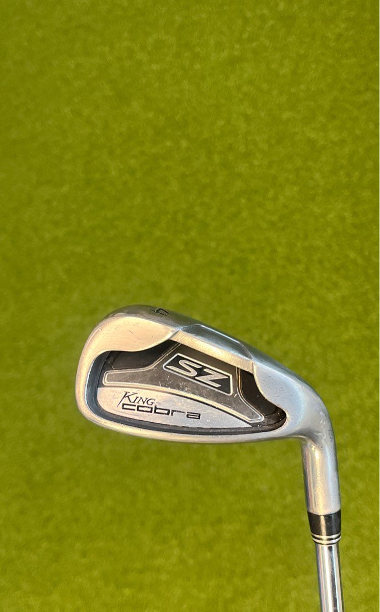 SZ 4 Iron Right Handed ACCRA Stock Stiff Fair